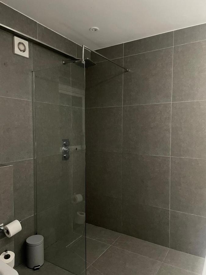 Balham, South London Spacious Guest House 5, 6 Rooms Available Zewnętrze zdjęcie
